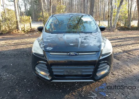 2015 Ford Escape Se z USA, uszkodzony, nr VIN 1FMCU9G95FUA10708